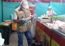 La UES VALLE realiza inspección, vigilancia y control sanitario a los establecimientos expendedores de alimentos y bebidas