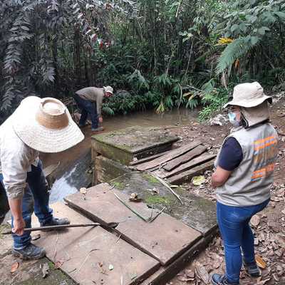 UESVALLE brinda asistencia técnica en acueductos rurales afectados por temporada de lluvias en el departamento