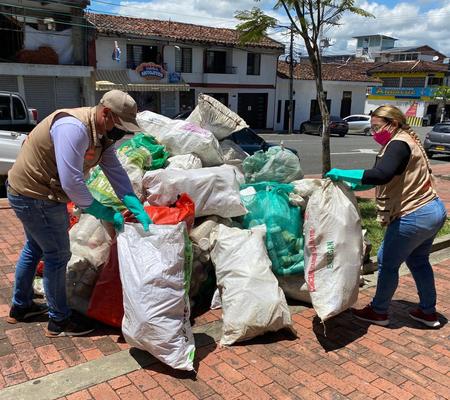 En  Andalucía se adelantó jornada de recolección de residuos tóxicos de plaguicidas